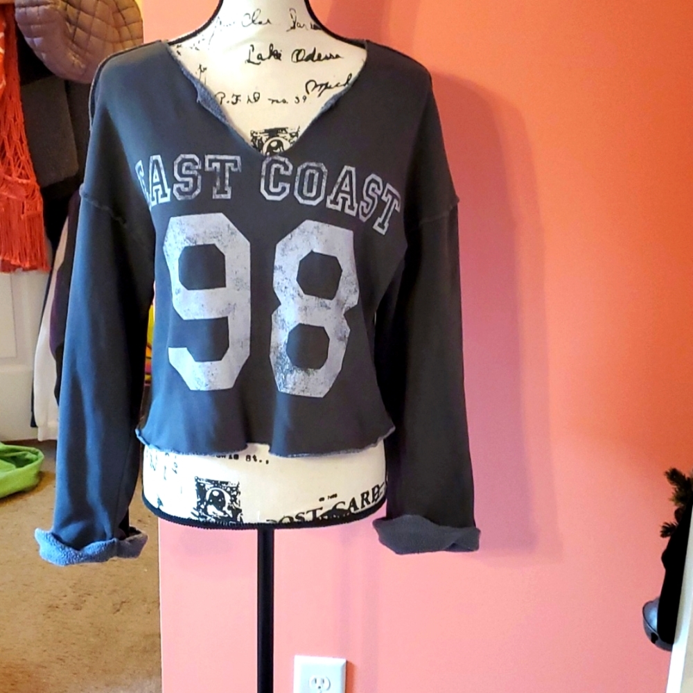 Forever 21 cropped sweatshirt